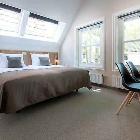 Hotel Leut koffiebar&logies Vlieland Exterior foto