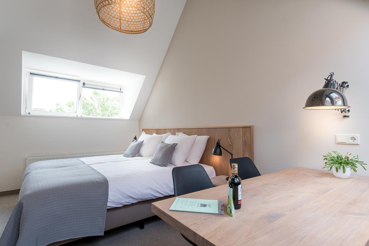 Hotel Leut koffiebar&logies Vlieland Exterior foto
